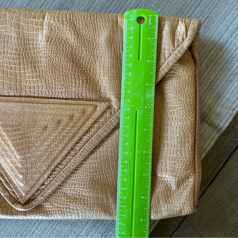 Lisandro Sarasola Vintage Leather Croc Embossed Foldover Clutch with Tassel - Picture 14 of 16